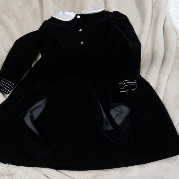 Girls holiday dress - Picture 2 of 2